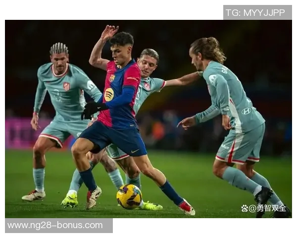 国王杯精彩对决巴萨与尤文图斯战成平局乌龙球成比赛转折点分析