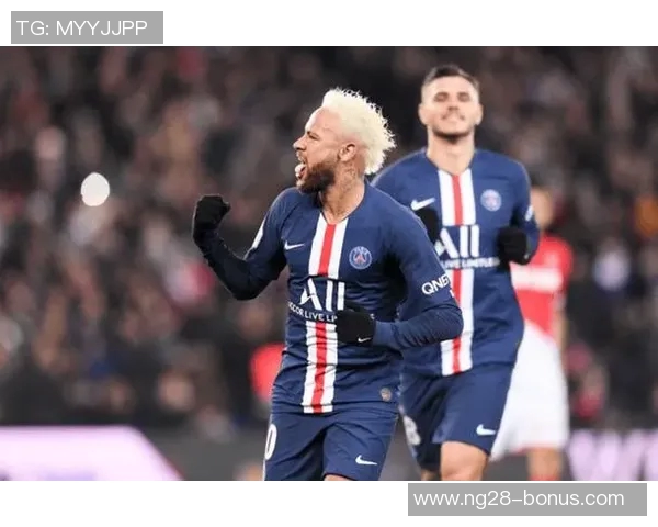 中超精彩对决：里昂凭乌龙球绝杀巴黎圣日耳曼全场沸腾