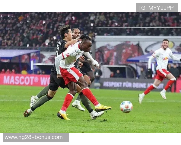 友谊赛精彩回顾拜仁小胜切尔西帽子戏法点燃全场激情