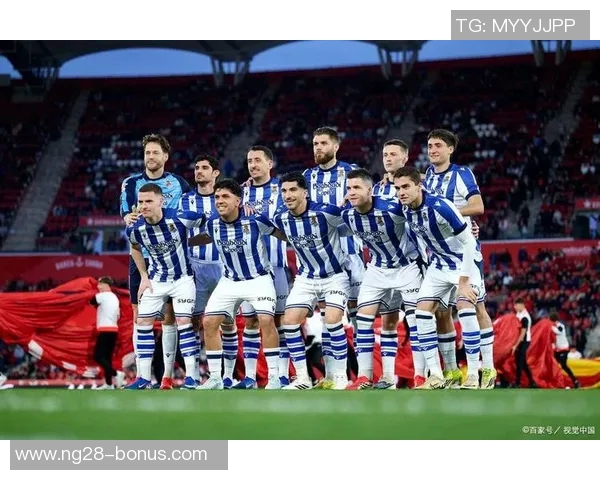 国王杯精彩对决里昂大胜热刺6-2引发全场震撼