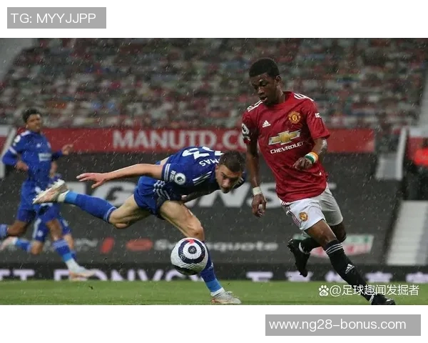 足总杯精彩对决拜仁大胜波尔图补时进球引发争议判罚全场沸腾